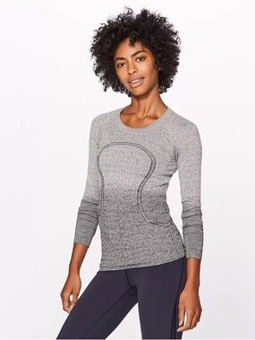 lululemon athletica Heather Gray Seamless Long Sleeve Top